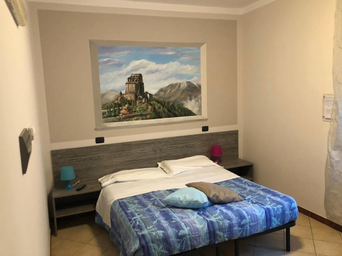 Il Gatto E La Volpe Hotell Avigliana Exteriör bild