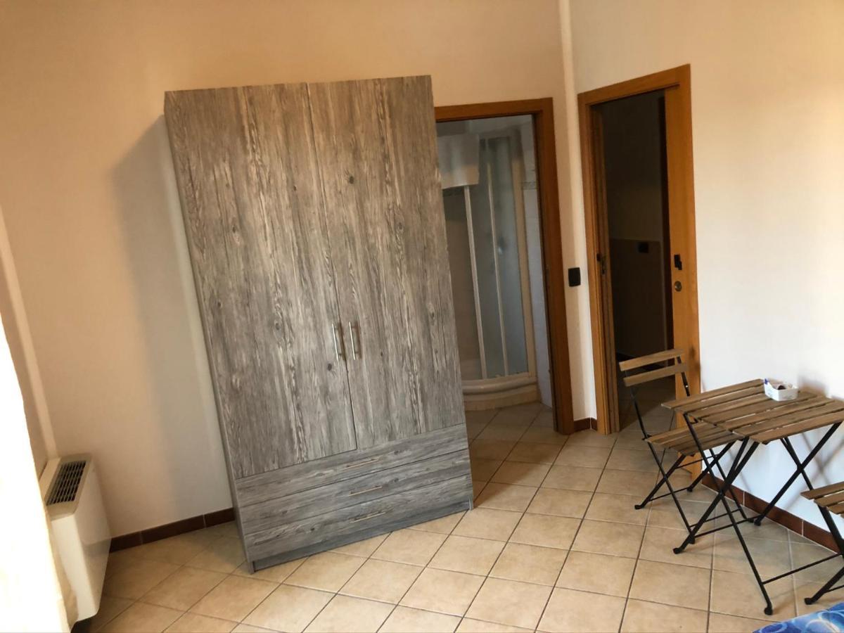 Il Gatto E La Volpe Hotell Avigliana Exteriör bild